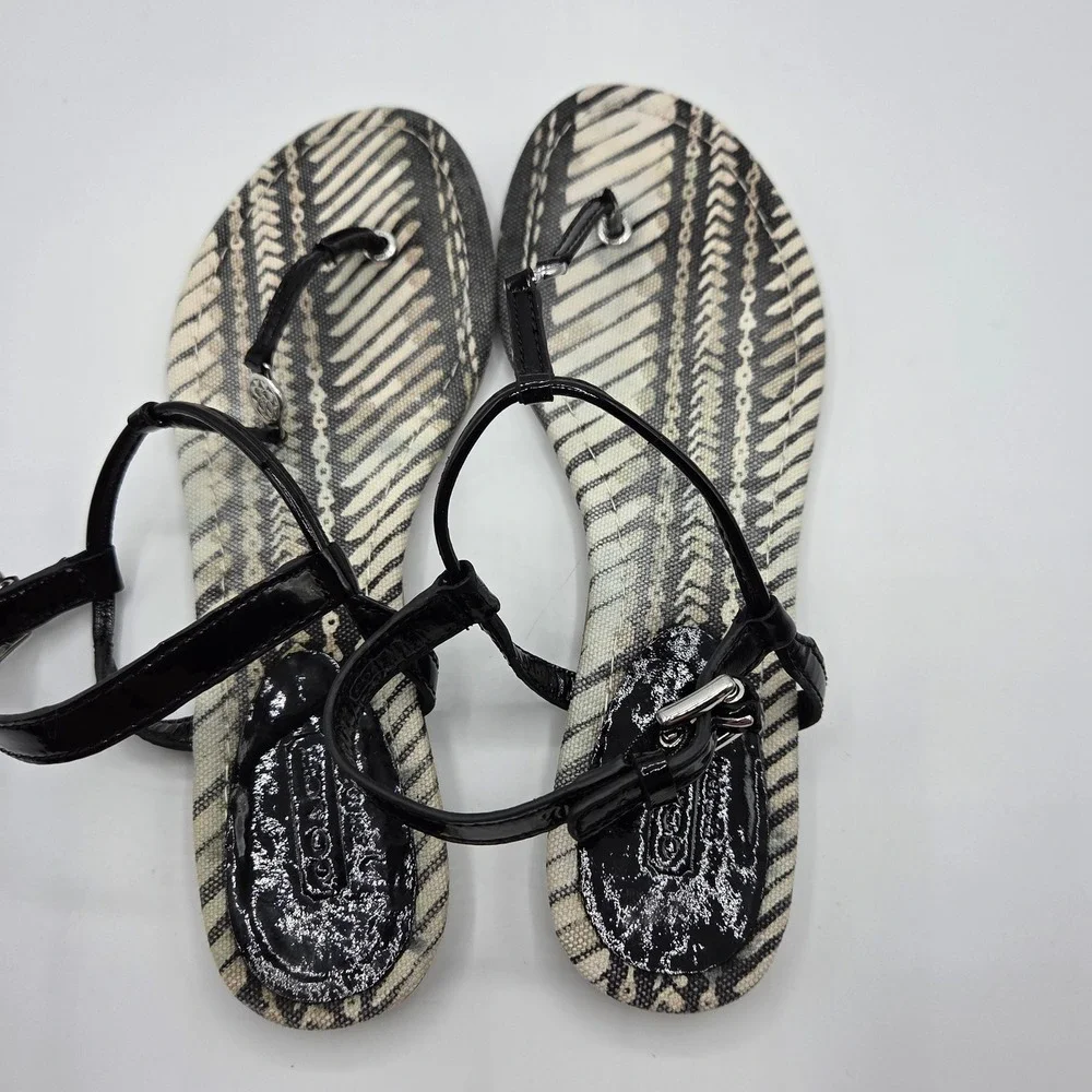 Coach Tribal Print Patent Leather Thong Sandals Boho Neutral Vacation Summer